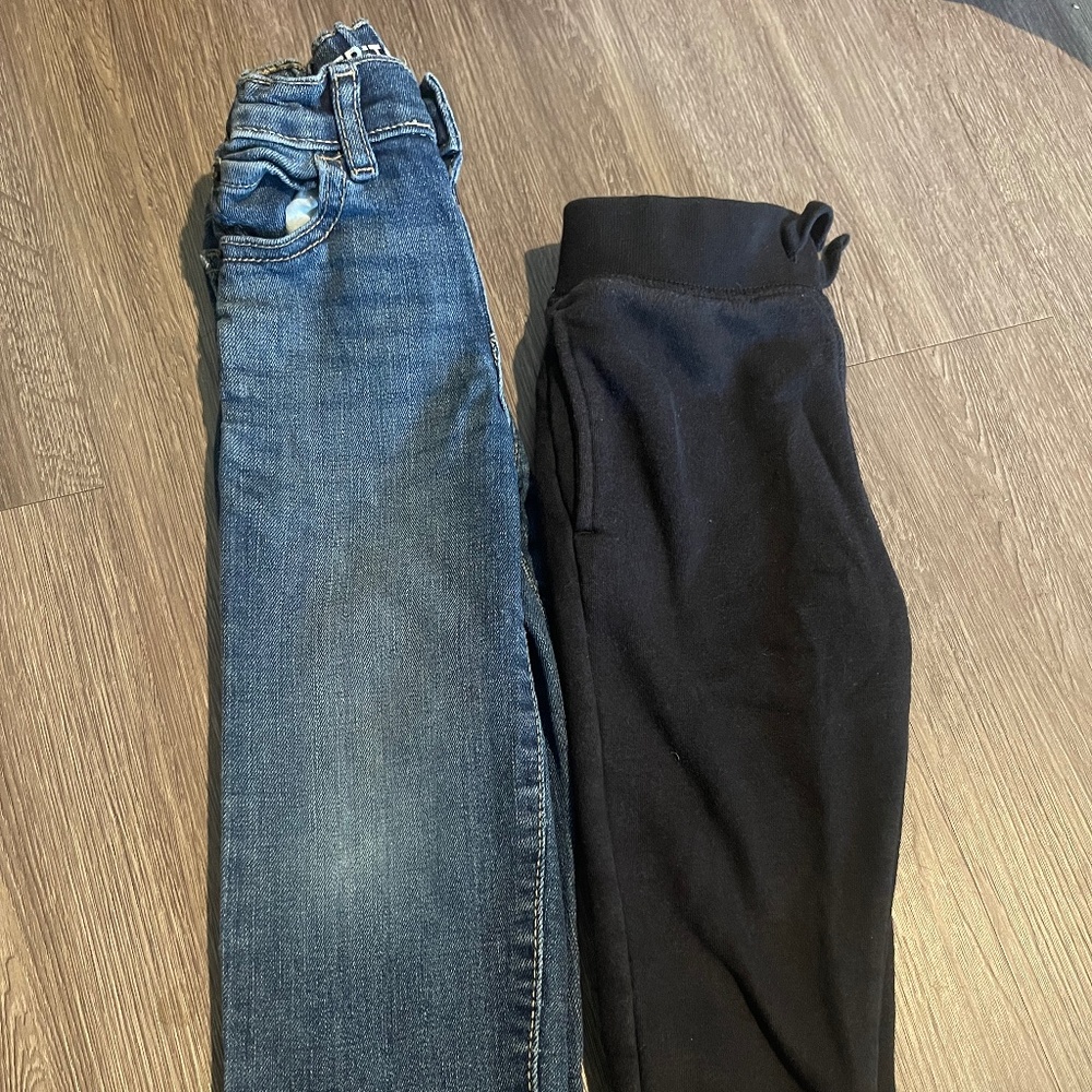 Children's Place Jean & Jogger Bundle Size 2T